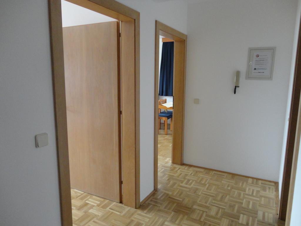 Panoramablickhotel - Lakeview Apartments Annenheim Room photo
